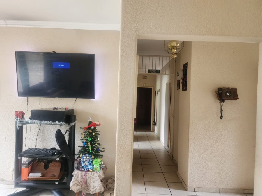 3 Bedroom Property for Sale in La Hoff North West